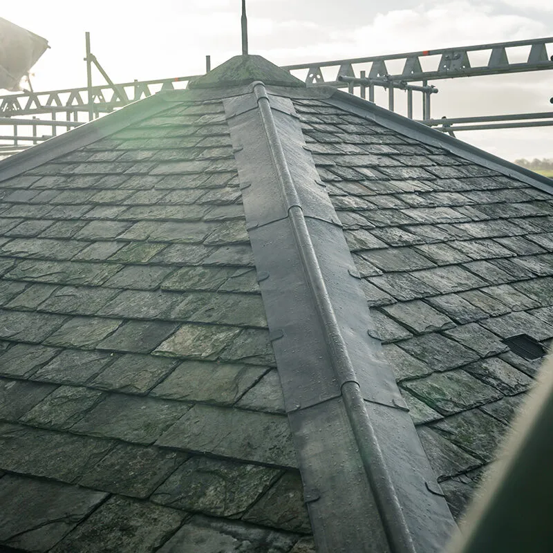 block-intro-slate-and-lead-roof block-intro-slate-and-lead-roof